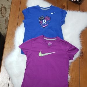(2) Nike girl tops size M